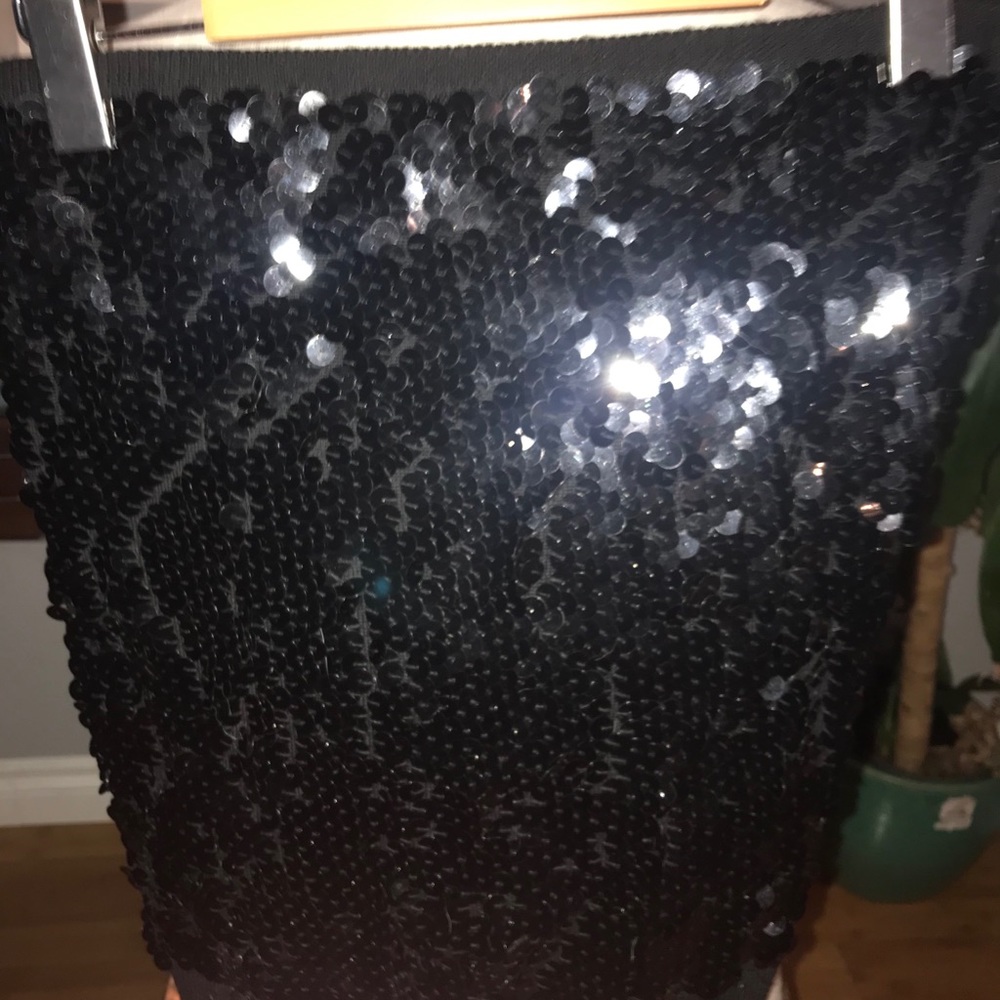 Strapless sequins top - Picture 2 of 3